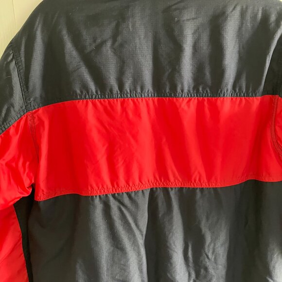 Tommy Hilfiger Reversible Jacket Size Large Red Fleece & Water Resistant. - Picture 9 of 14